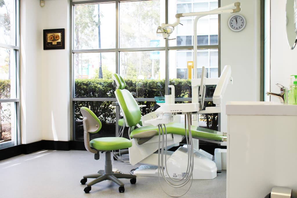 Shine Dental Newington clinic photo 3